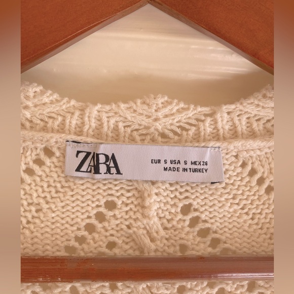 Zara crochet top, white/cream color, size Small - Picture 4 of 4